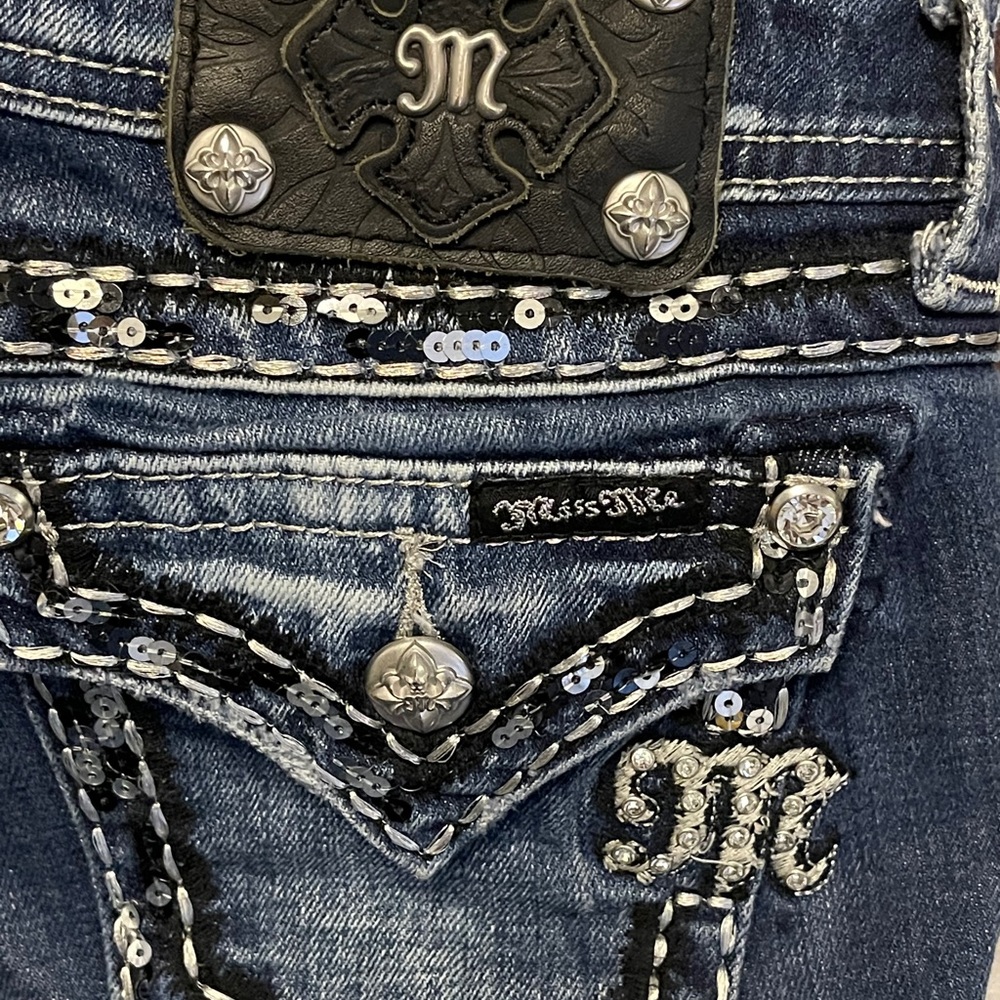Miss Me sz 25 Boot Cut Jeans